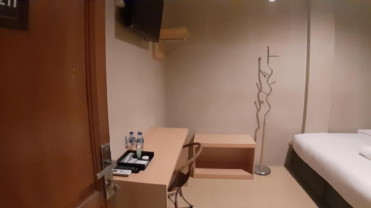 New Gentala Hotel Medan Zewnętrze zdjęcie