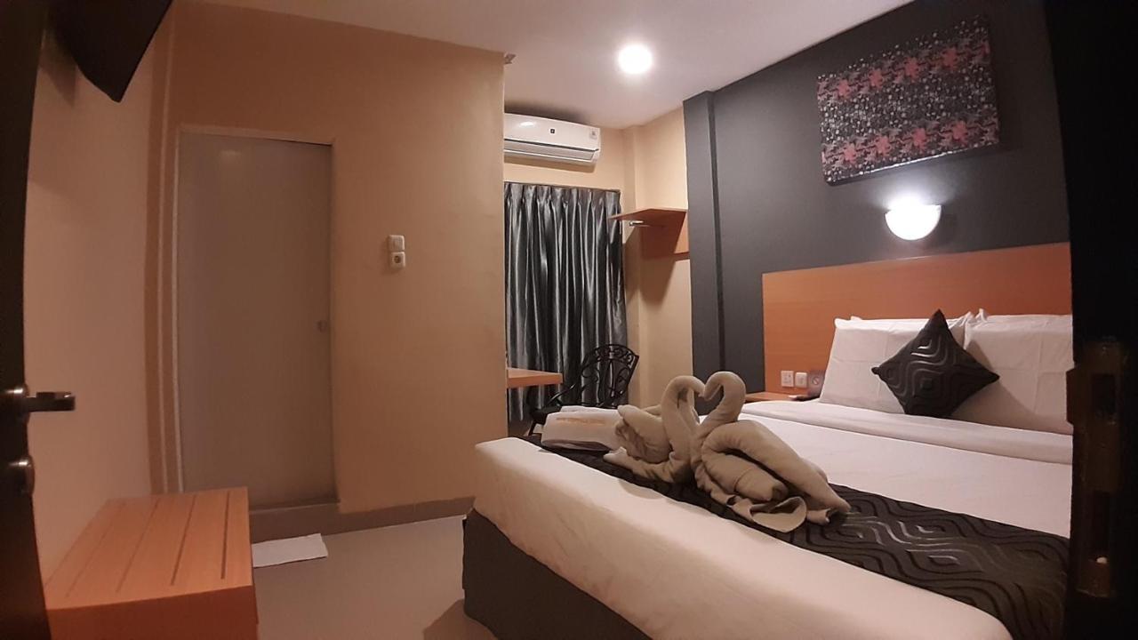 New Gentala Hotel Medan Zewnętrze zdjęcie