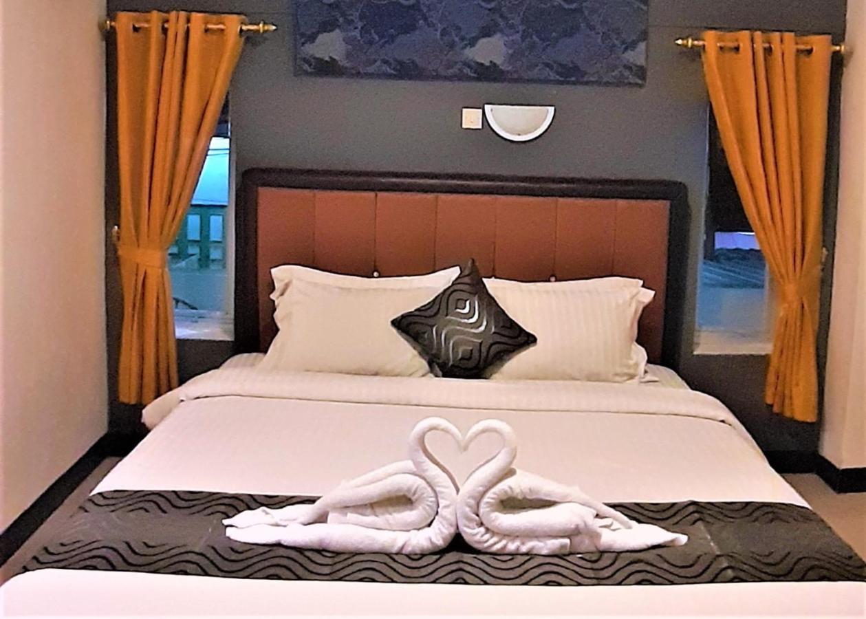 New Gentala Hotel Medan Zewnętrze zdjęcie