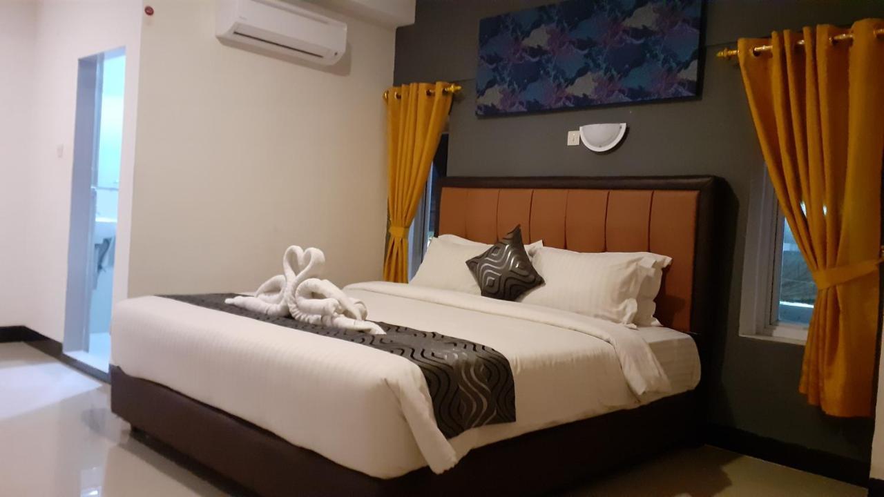 New Gentala Hotel Medan Zewnętrze zdjęcie
